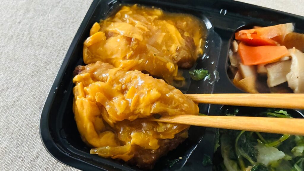 玉子あんがからんだ様子