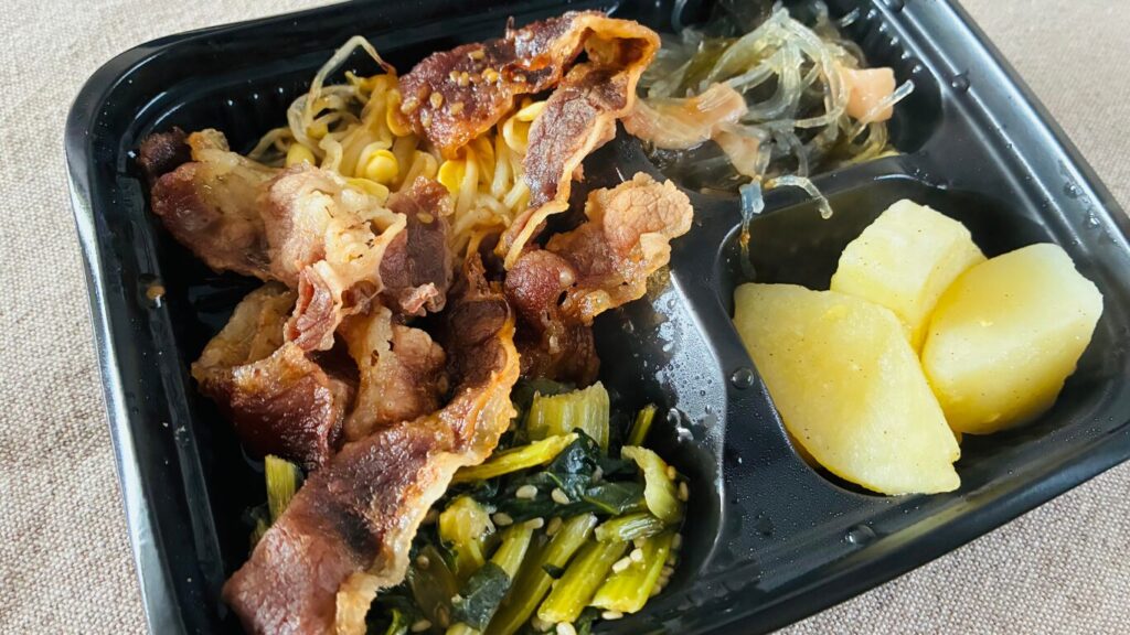 牛カルビ焼肉アップ